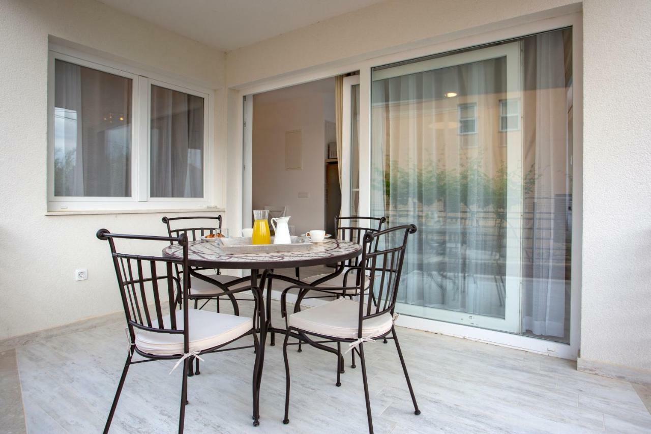 Apartments Villa Stina Preko Dış mekan fotoğraf